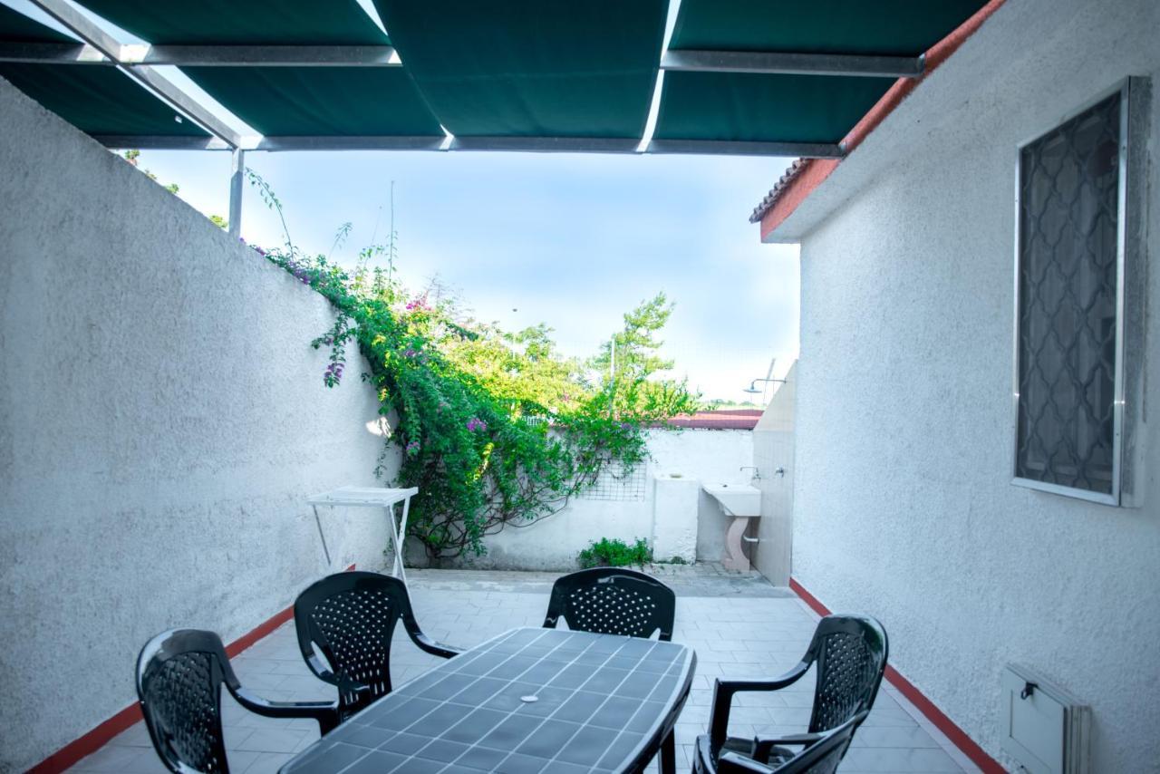 Villa MiSa Torre Colimena Esterno foto